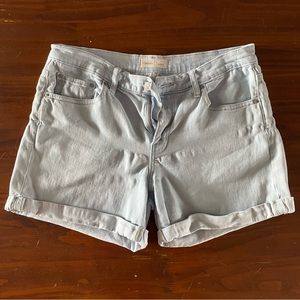 GAP size 30 5” jean shorts